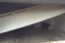 Don’t try this at home: 5 garage door repairs you should entrust to a professional